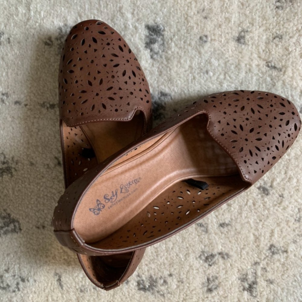 Brown Round Toe Flats